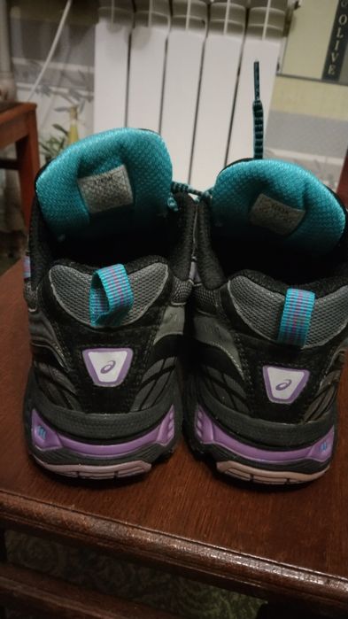 Кроссовки Asics gel