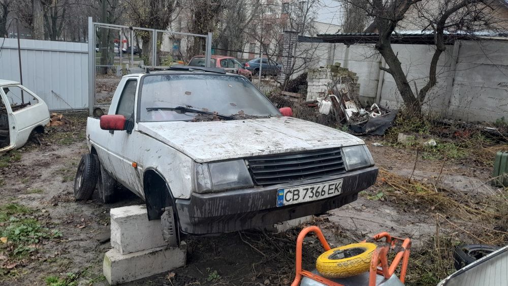 Продам під відновлення або на запчастини