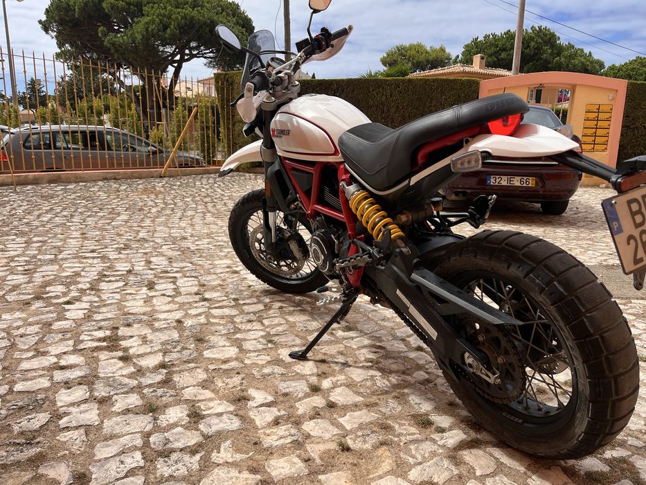 Ducati Scrambler Desert Sled