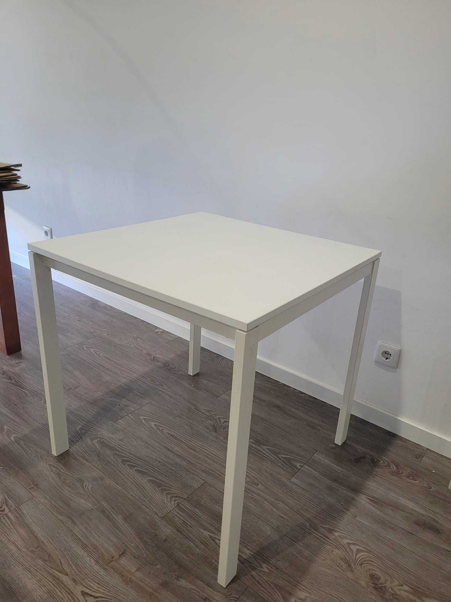 Mesa/secretária branca