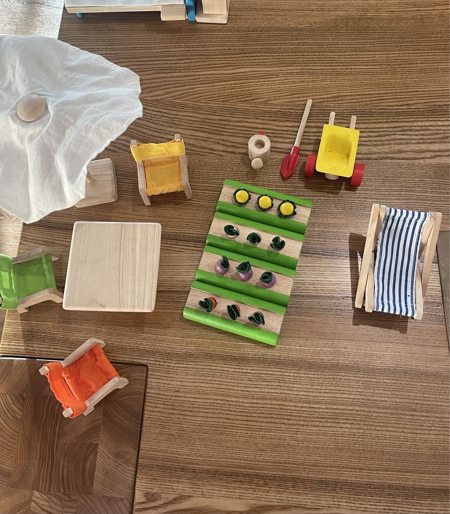 Plan Toys- mebelki drewniane dla lalek