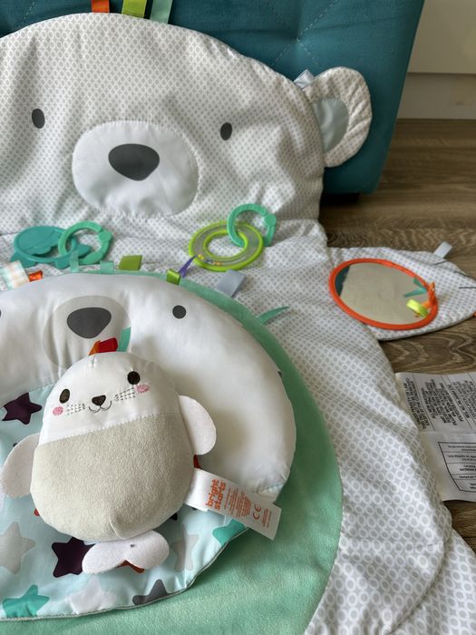 Розвиваючий килимок Bright Starts "Tummy Time Prop & Play"