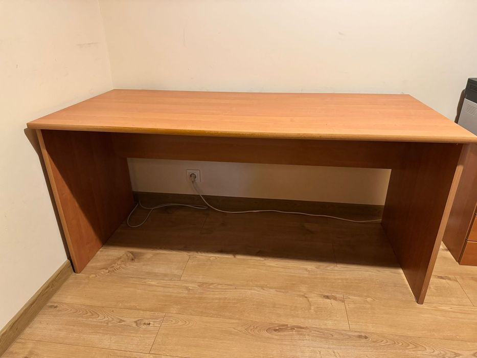 Idealne meble do gabinetu domowego