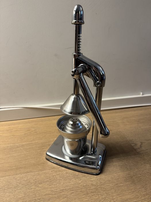 Wyciskarka do cytrusów vintage design stalowa metalowa