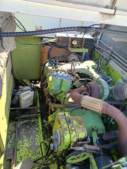 Продаю комбайн Claas Mega 218