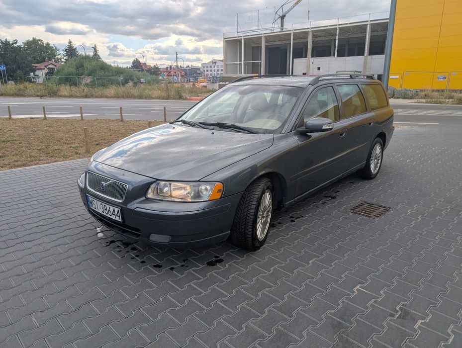 Volvo V70 Volvo V70 2.4 Diesel 93 kW | 2007 | 346 800 km | Warszawa