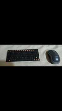 Mini teclado e rato Logitech