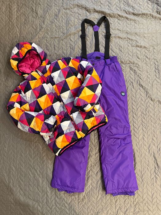 Зимова  куртка Reima пуховик двостороння 10 років
На зріст 140-146см