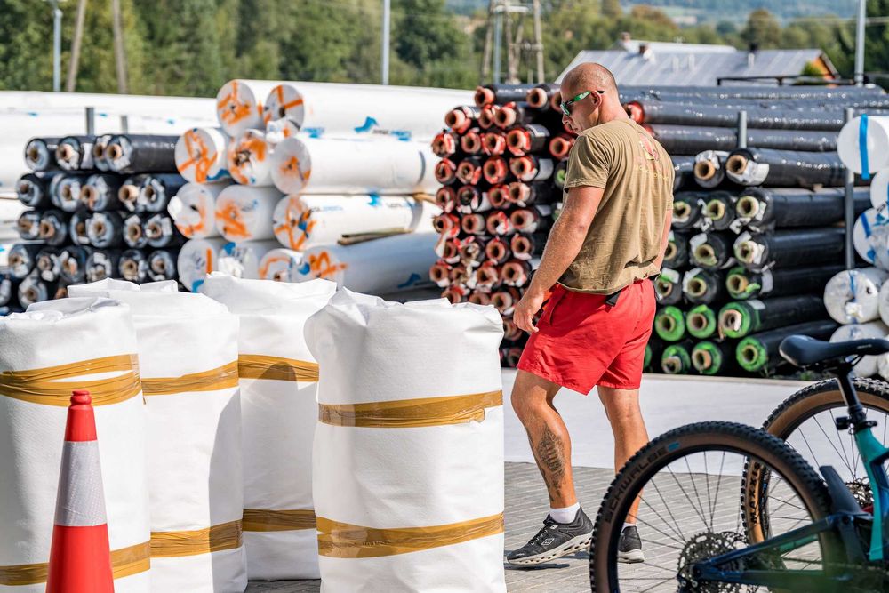 Geowłóknina drogowa od 1m do 6m 200g POLIPROPYLEN PRZEMYSŁOWY nie PES