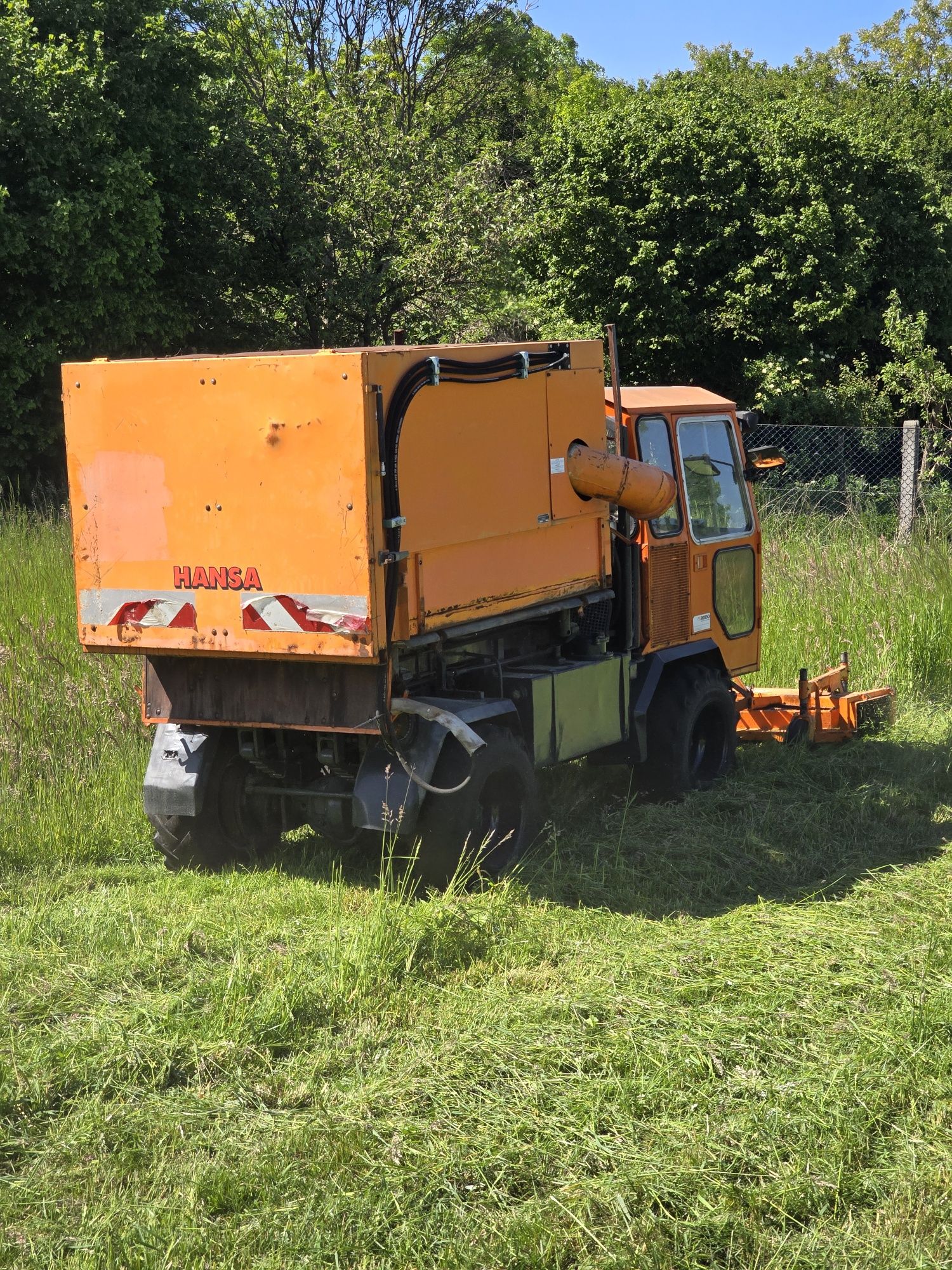 Kosiarka - wywrotka 2.8t , Hansa APZ1003 4x4 ,silnik Mercedes 2.4L