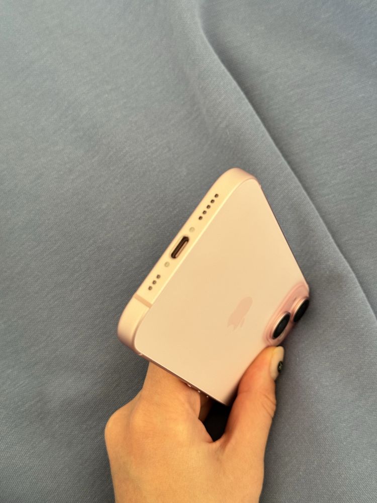 iPhone 15 128Gb Pink