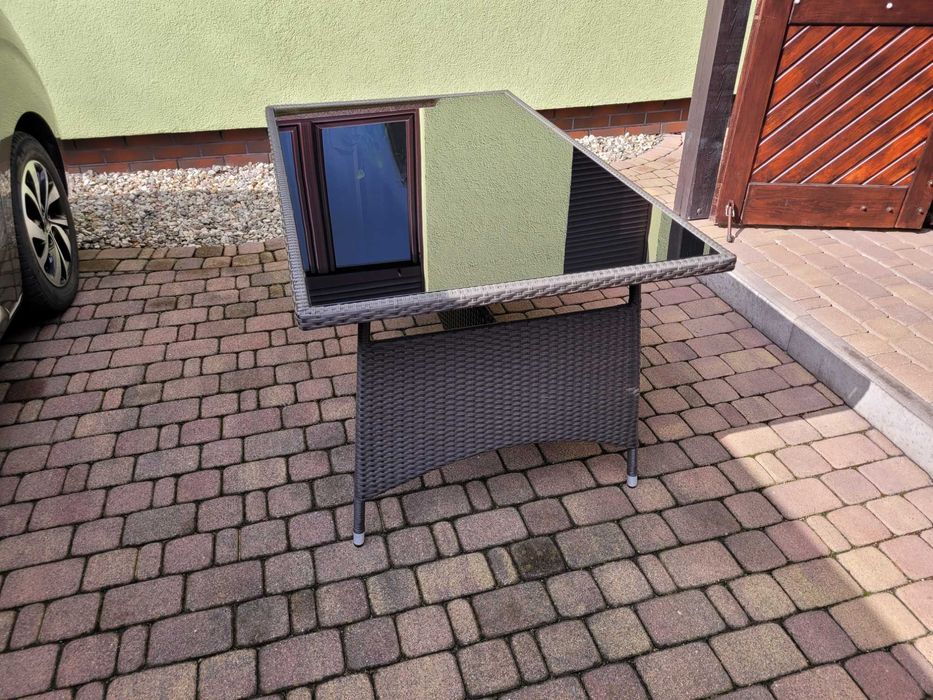 Stół ogrodowy 150x90x75 technoratan+czarne szkło