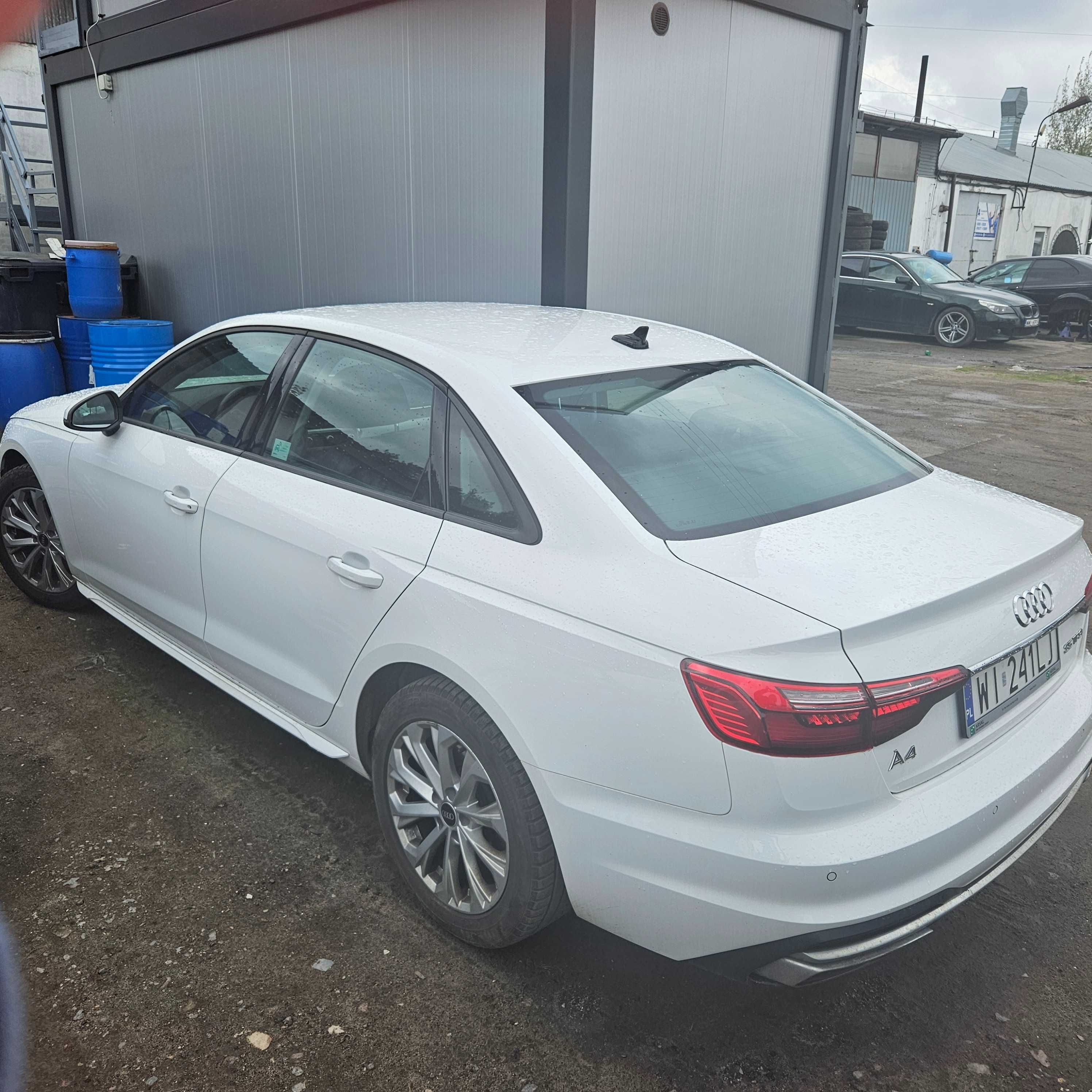 AUDI A 4 odstąpię wynajem długoterminowy   8 MIESIĘCY