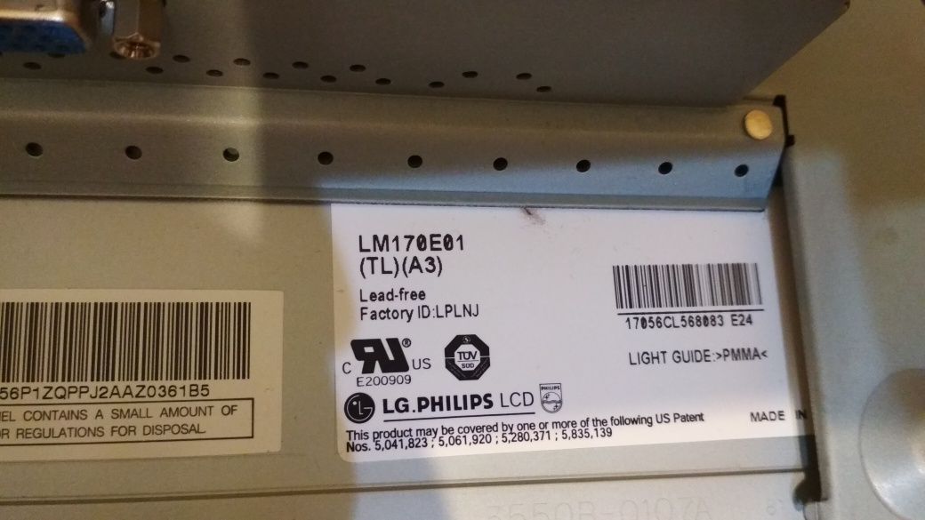 Продам б/у монітор LG L1717S