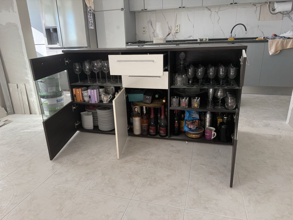 Cristaleira e movel de tv