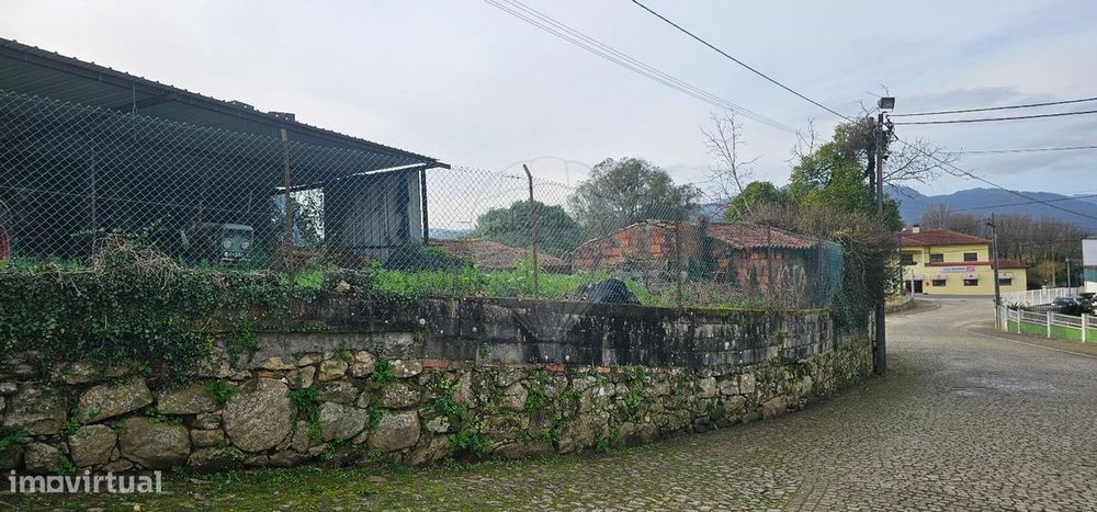 Moradia T1 para venda