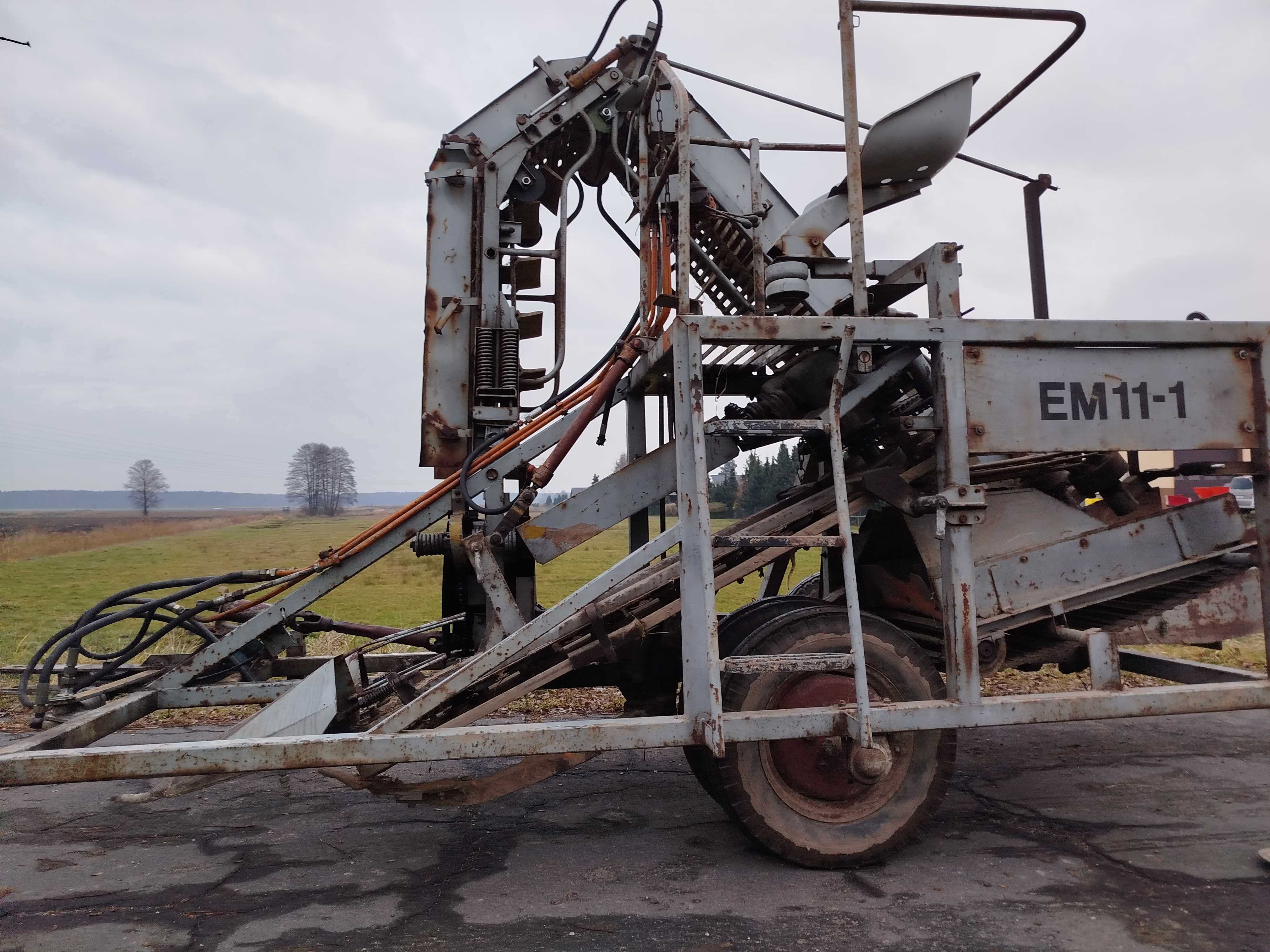 Kombajn do marchwi, warzyw, EM 11-1, DDR