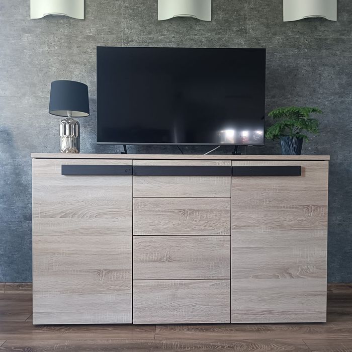 Komoda, stół, krzesła, witryna, półka, RTVka