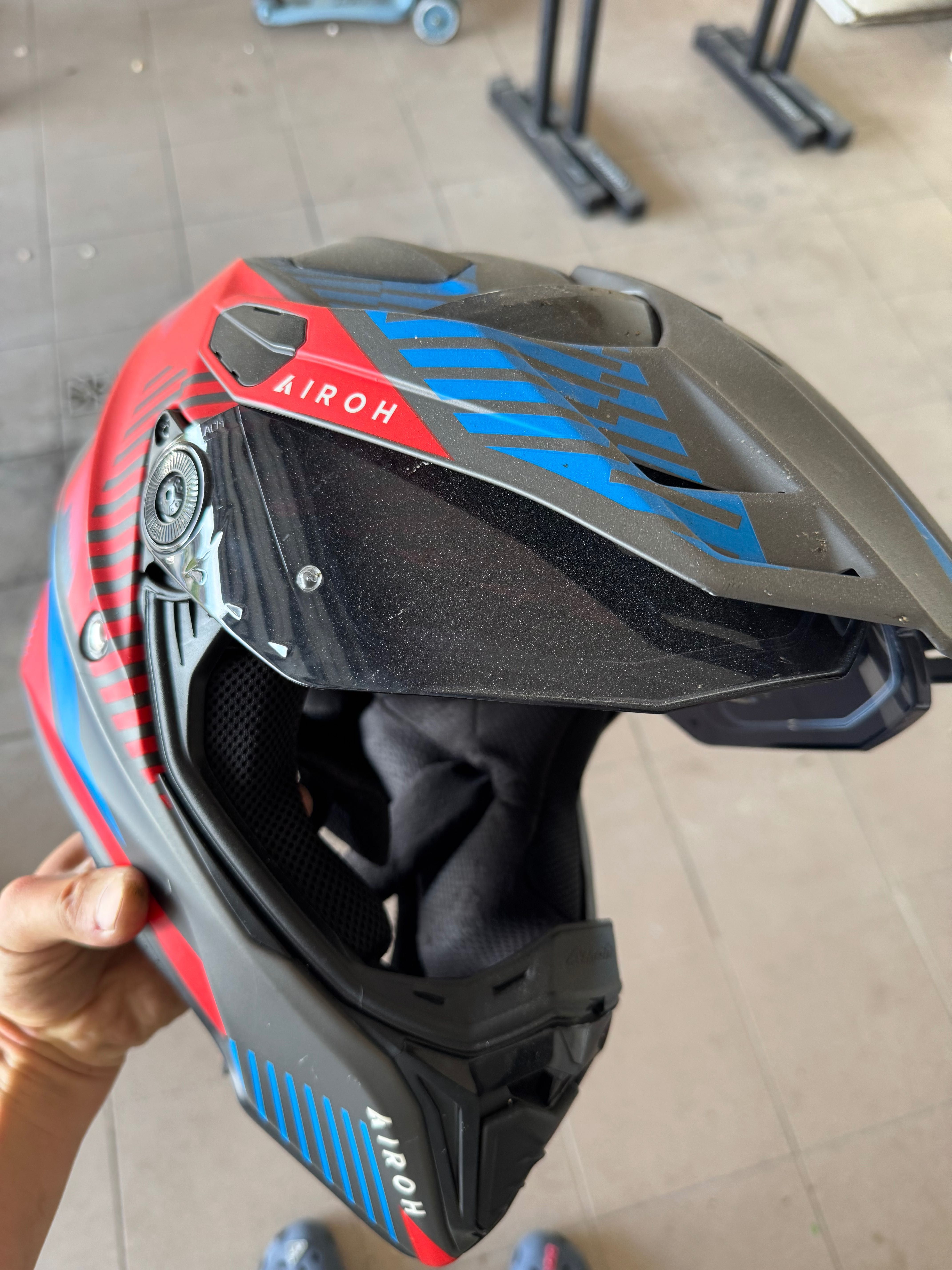 Kask Airoh rozmiar M