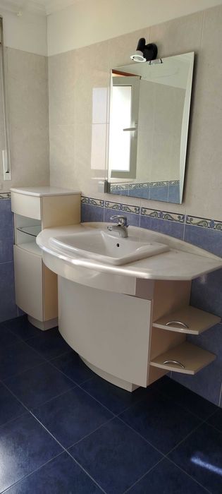 Móvel de casa de banho com lavatório Roca