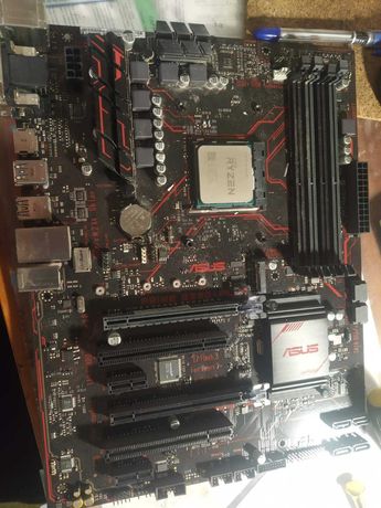 Материнку Asus prime b350 plus am4 + процесор AMD Ryzen 3 1300X