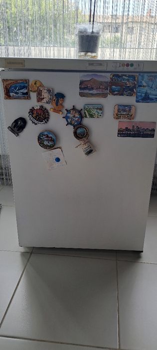 Продам морозильну камеру