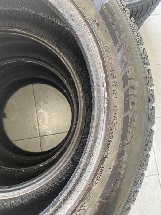 Продам резину Kapsen Snowshoes AW33 255/45 R19