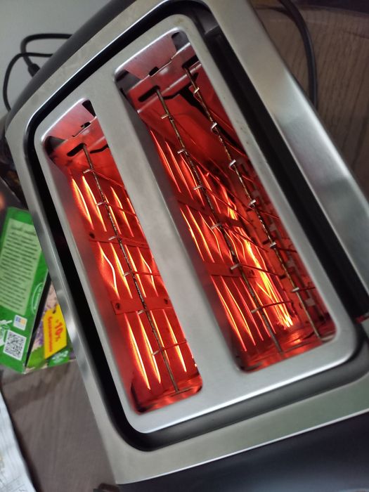 Продам тостер Tefal в Дніпрі