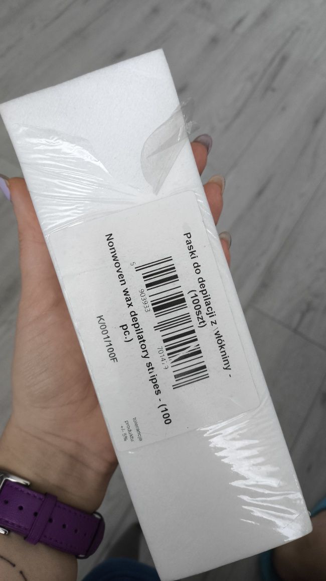 Podgrzewacz do wosku i paski do depilacji