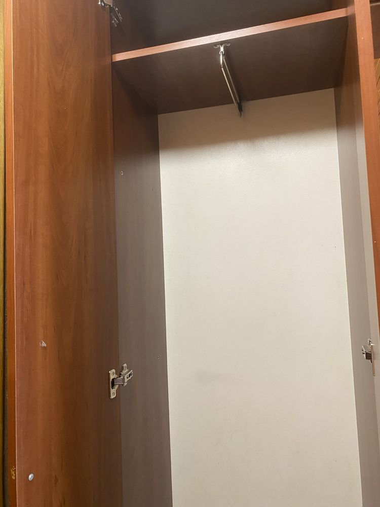 Продаю прихожу в гарному стані