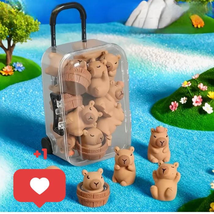 Капібара в асортименті: підвіси на телефон, фігурки адвент календаря