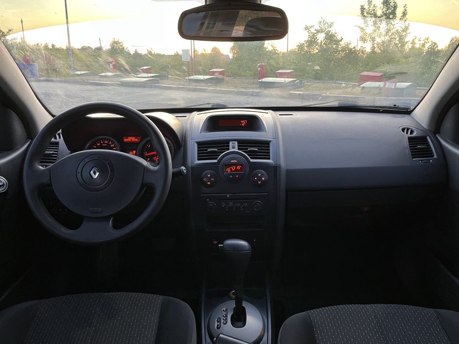 Renault Megane 1.6 автомат газ/бенз