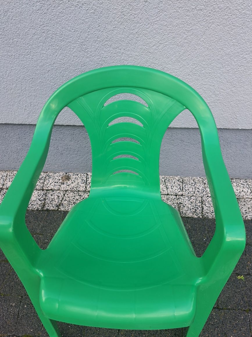 Krzesełko plastikowe ogrodowe dla dzieci