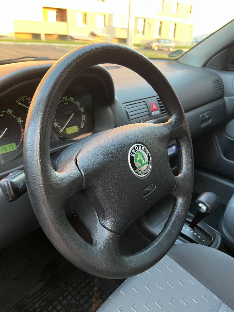 Skoda tour Автомат