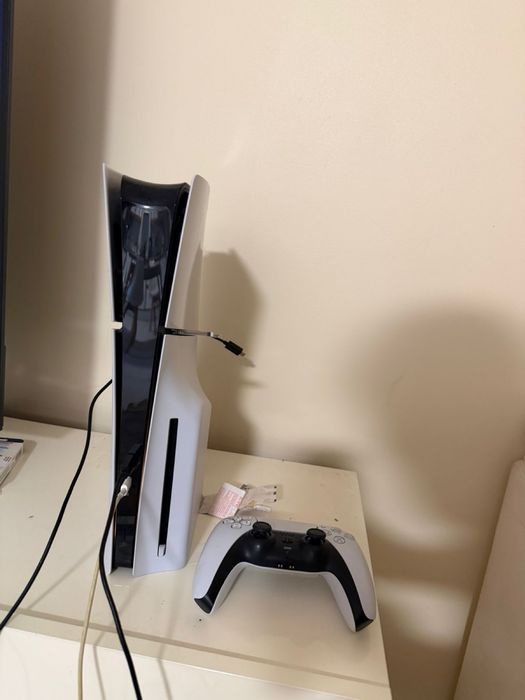 PS5 825GB playstation