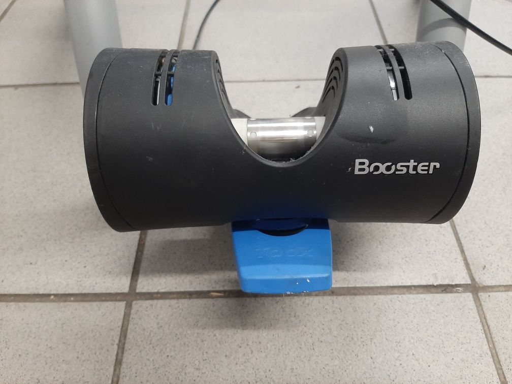 Trenażer rowerowy  TACX BOOSTER