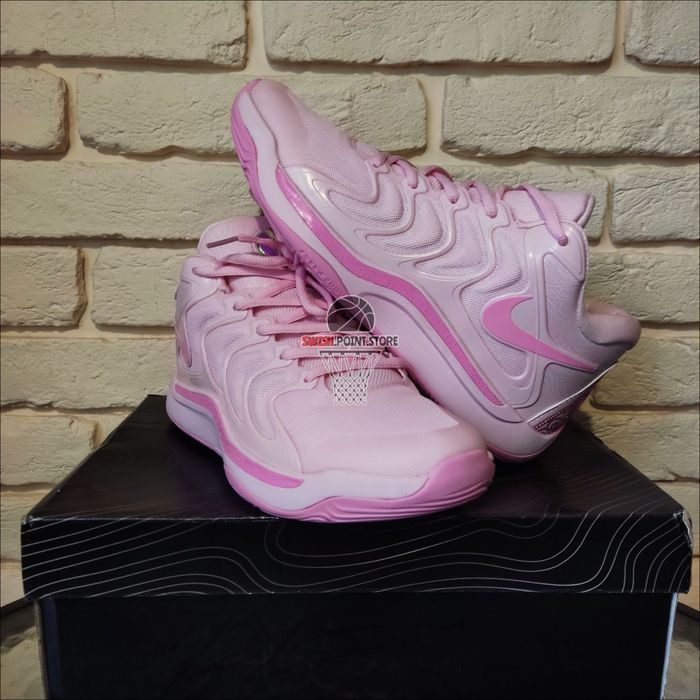 Баскетбольні кросівки Nike KD 17