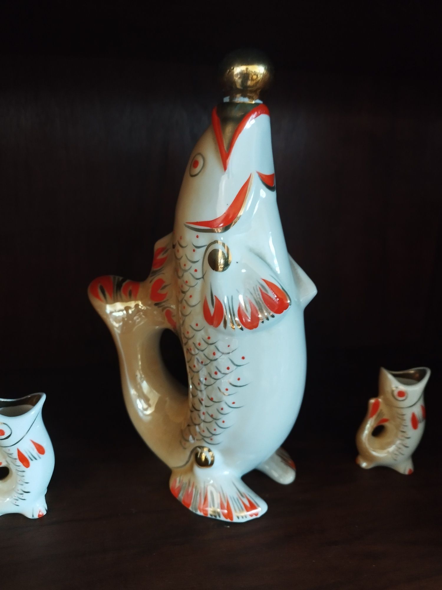 figurka porcelanowa ryby karafka z kieliszkami lata 70-te