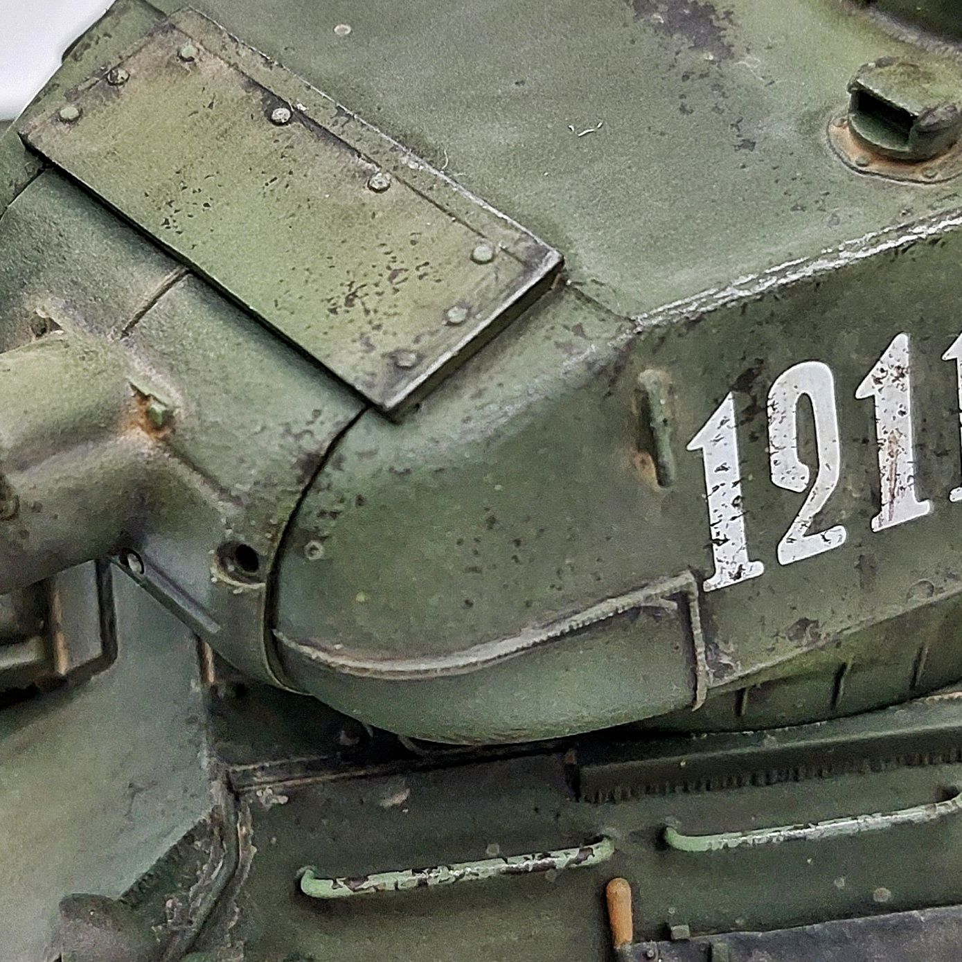 T-34/85 Model 1944 No.174 Factory 1/35