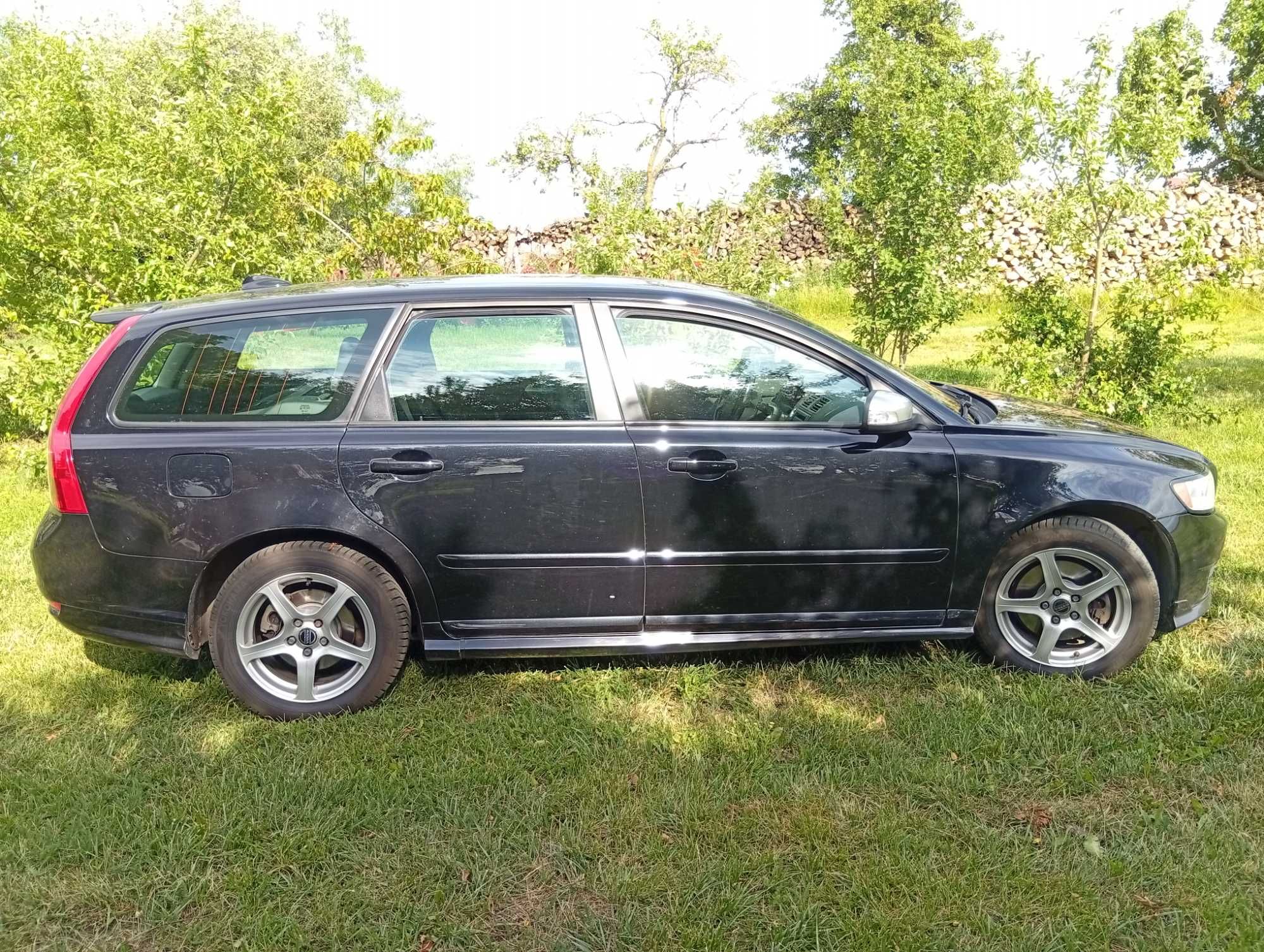 Volvo V50 R-design 2.0d 136km