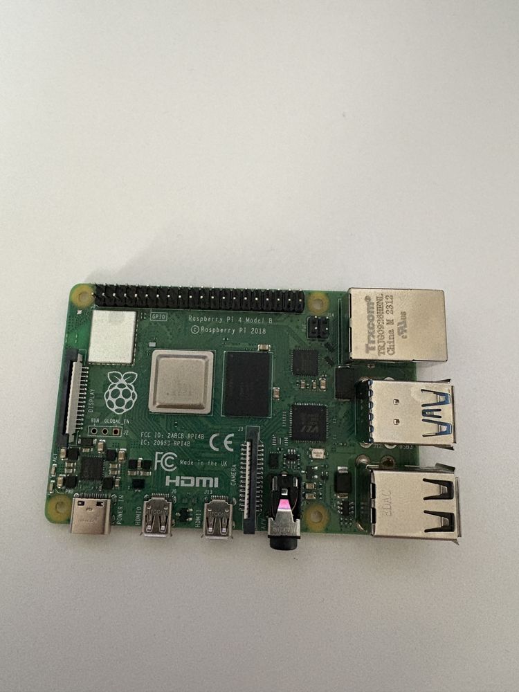 Raspberry Pi 4b 2GB RAM