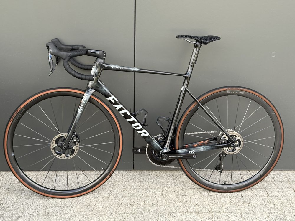 Factor O2 V.A.M Storm 54 Shimano Dura-Ace Di2 12s Black INC Carbon M