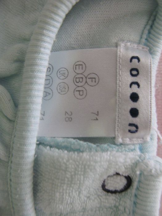 Roupa de bebé (menina) – 9 Meses