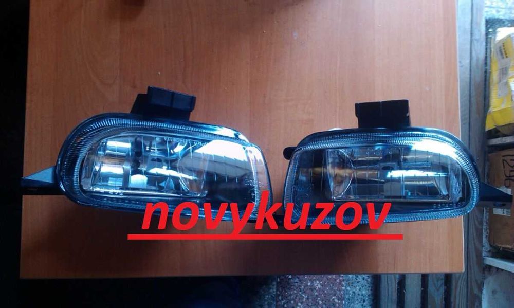 Крило переднє на Volkswagen T4 Фольксваген Транспортер Т4