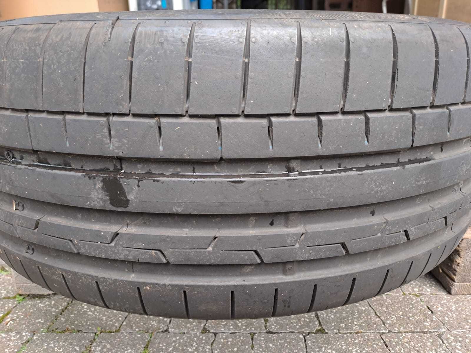 opony Continental 255/40 R20 z 2022 roku