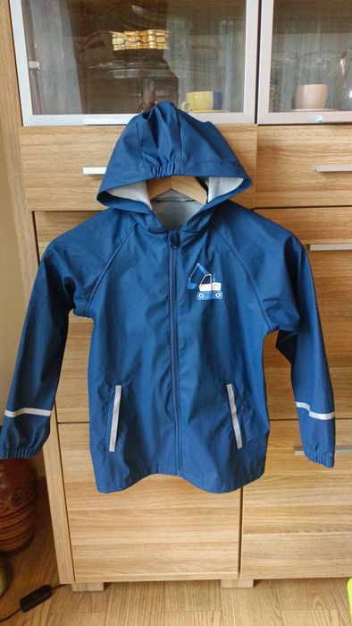 Gumowana przeciwdeszczowa kurtka