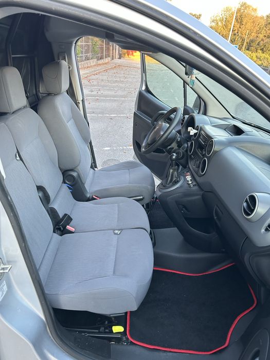 Peugeot Partner L2 XL Longa 3lugares 2012