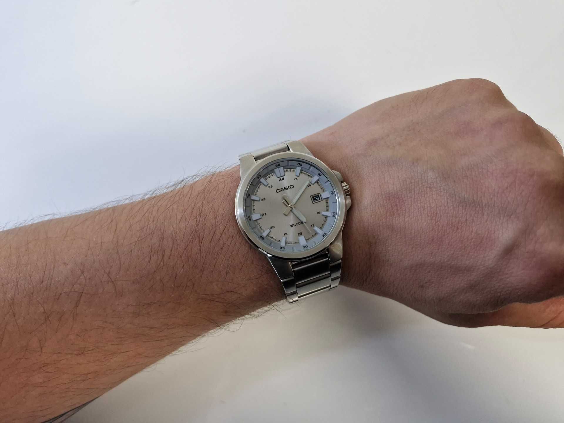 Zegarek męski CASIO Classic MTP-E173D-7AVEF