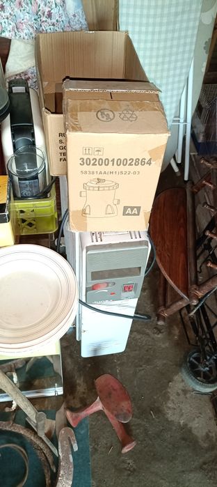 Antiguidades para desocupar ,ler anúncio