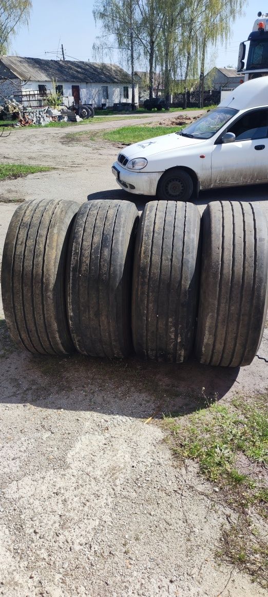 Шини 385/65/22.5 Sailun STR1